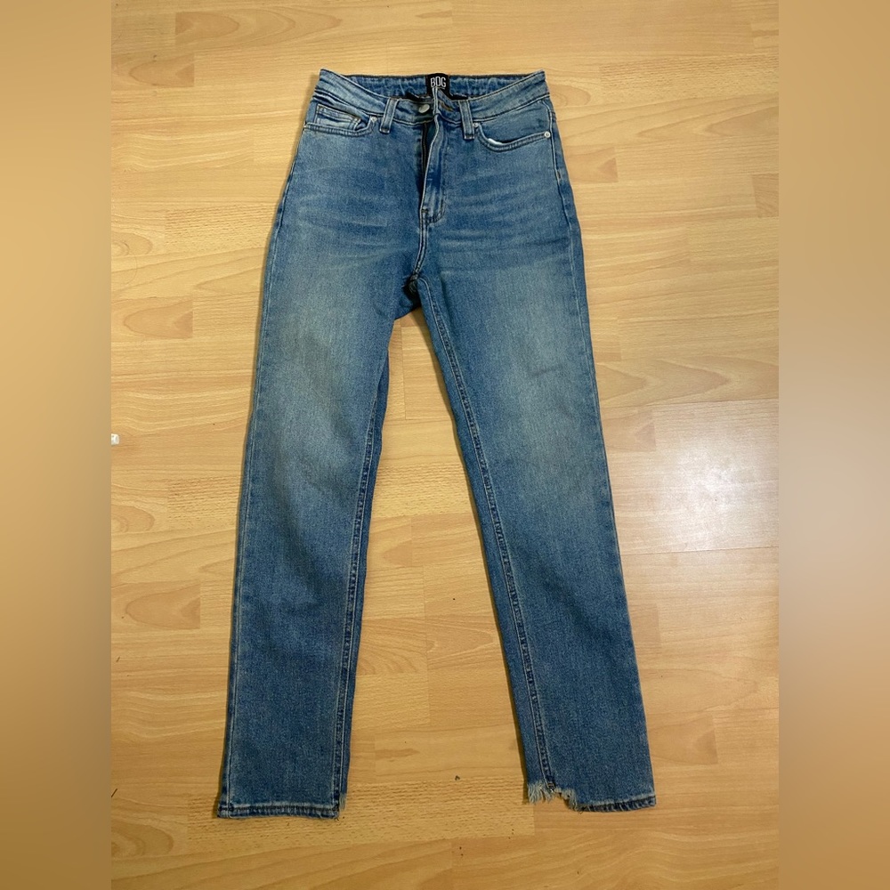 BDG Urban Outfitters High-Rise Girlfriend Jeans 26